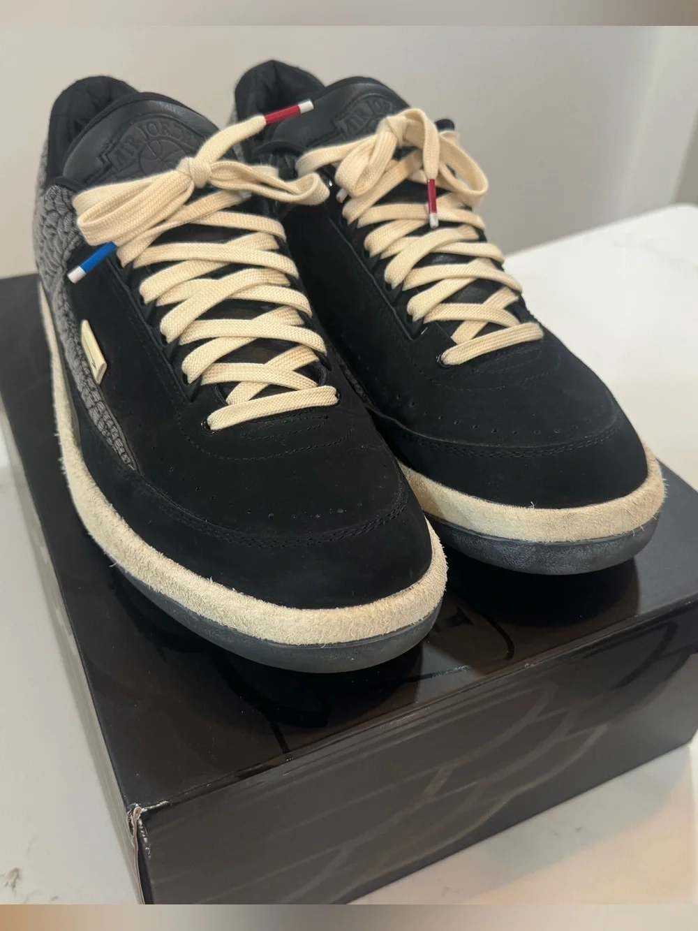 Air Jordan Retro 2 Low Responsibility - Men Size 12